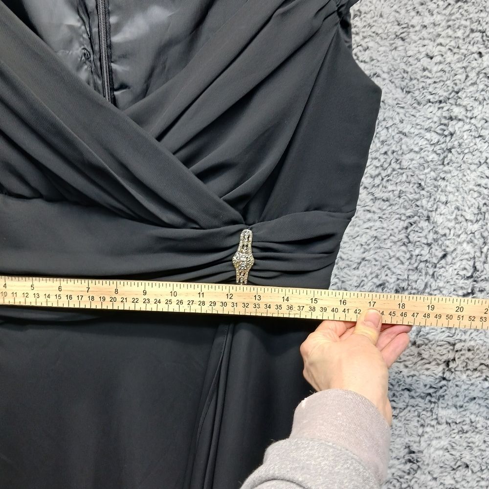 Dawn Joy Evening Dress Midimax size 12. Lined, sleeveless with . Black - Picture 10 of 10